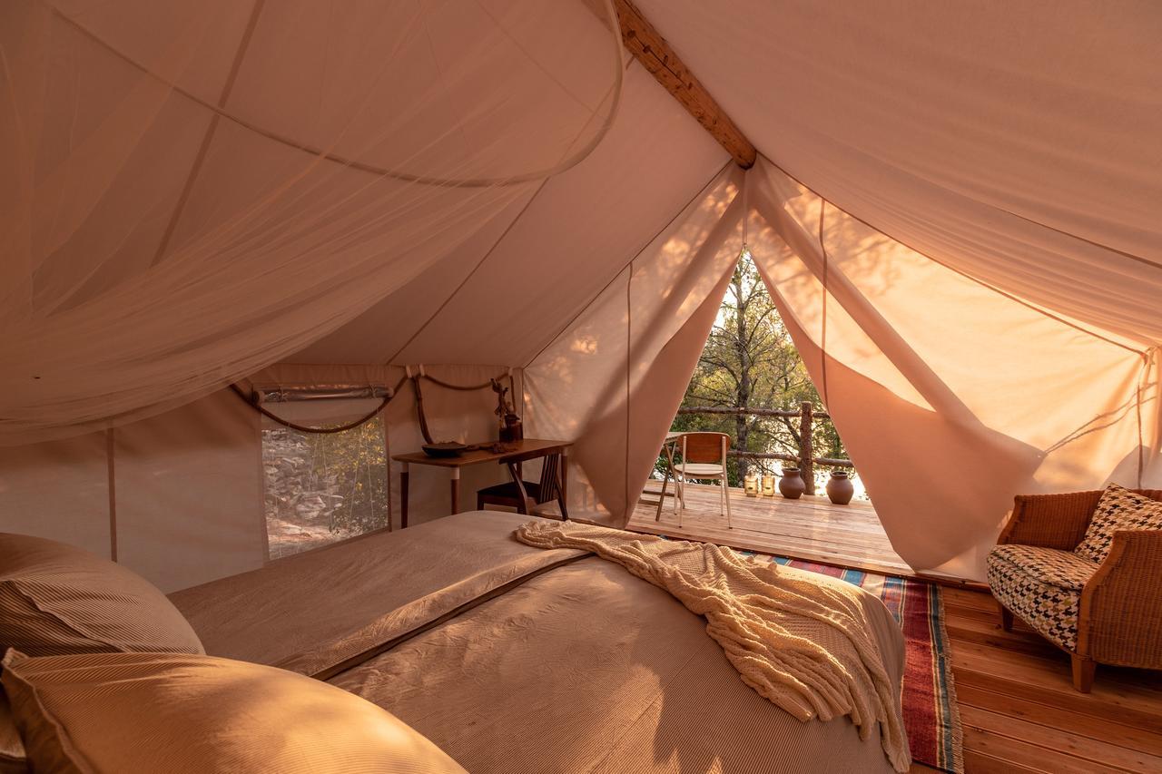 Plage Cachee - Glamping Vrboska Εξωτερικό φωτογραφία