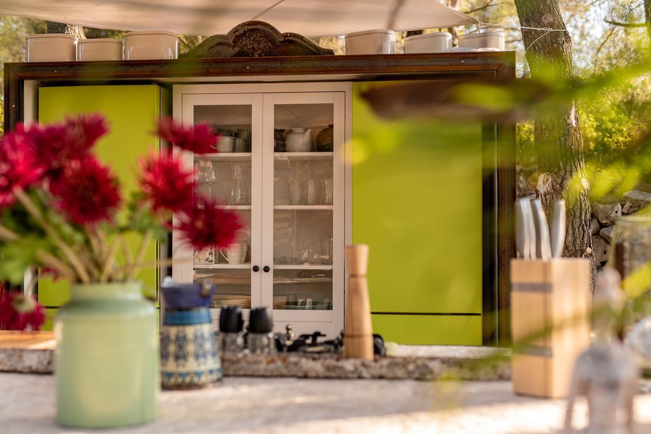 Plage Cachee - Glamping Vrboska Εξωτερικό φωτογραφία