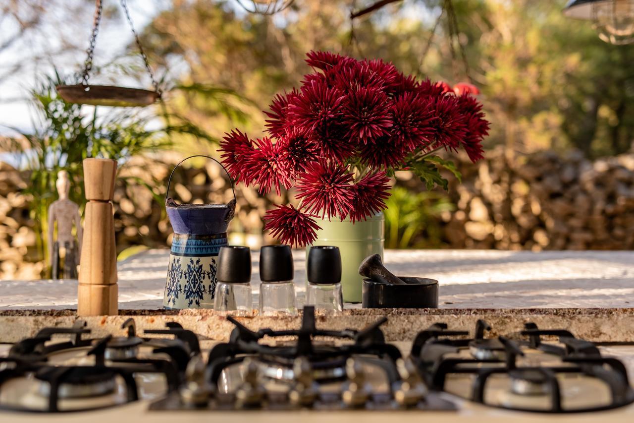 Plage Cachee - Glamping Vrboska Εξωτερικό φωτογραφία