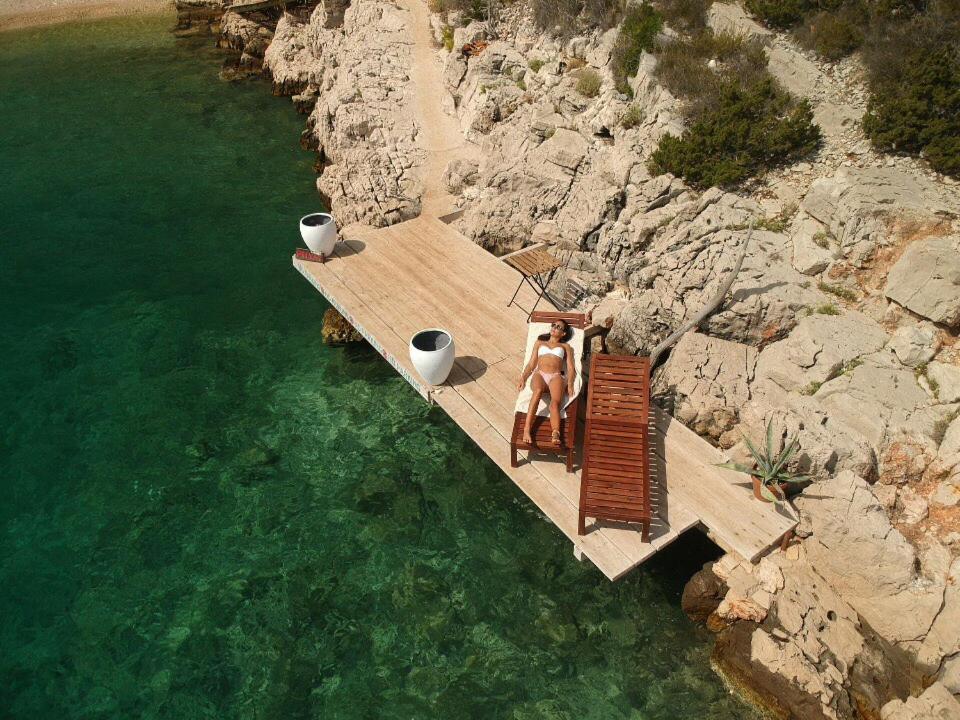 Plage Cachee - Glamping Vrboska Εξωτερικό φωτογραφία